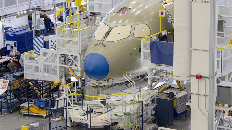 Les syndiqués d'Airbus Canada à Mirabel se dotent d'un vote de grève