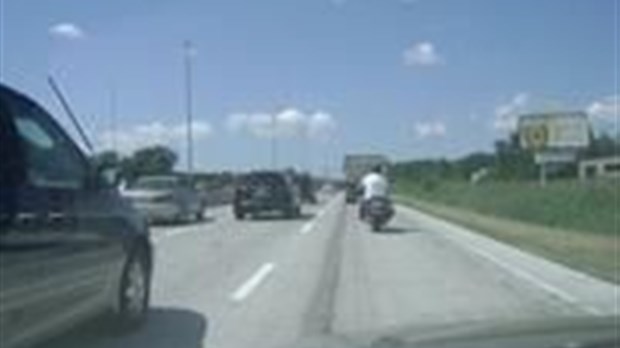 Un accident cause un important bouchon de circulation à Blainville