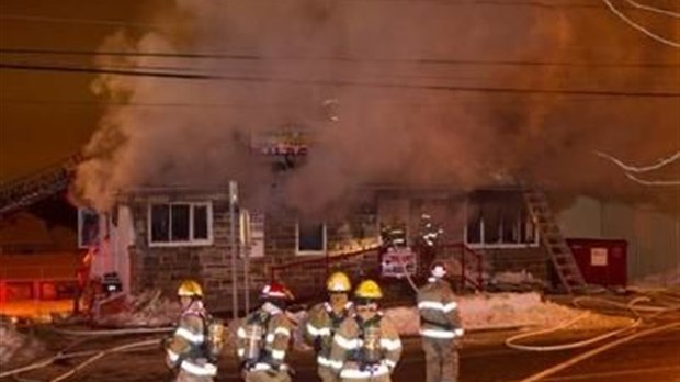 Incendie suspect dans une pizzéria de Boisbriand