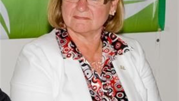 Sylvie St-Jean entreprend des procédures au civil afin que Boisbriand paie sa défense