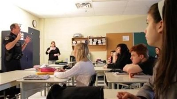 Bals des finissants et party: les jeunes doivent rester prudents
