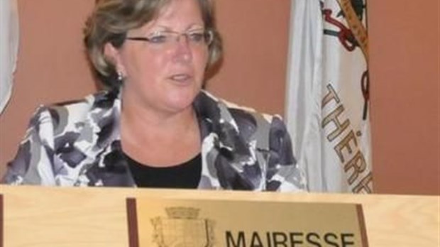 Annick Hupperetz porte plainte à la police contre la mairesse de Sainte-Thérèse