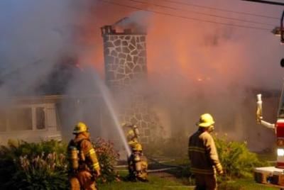 Un incendie ravage une maison de Rosemère