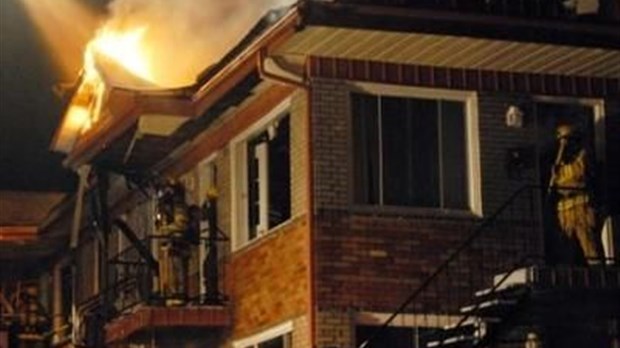La police recherche des témoins concernant un incendie