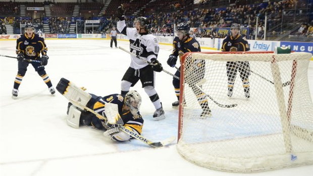 Les Cataractes humiliés à domicile par l'Armada