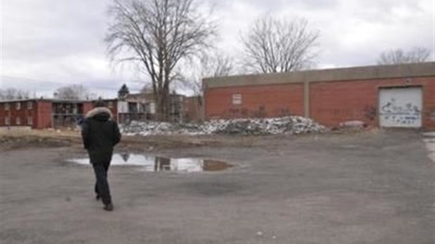 Les résidants des cent-maisons craignent l'arrivée d'un « ghetto »