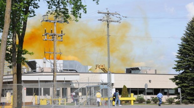 Une fuite d'acide nitrique suscite l'émoi à Blainville