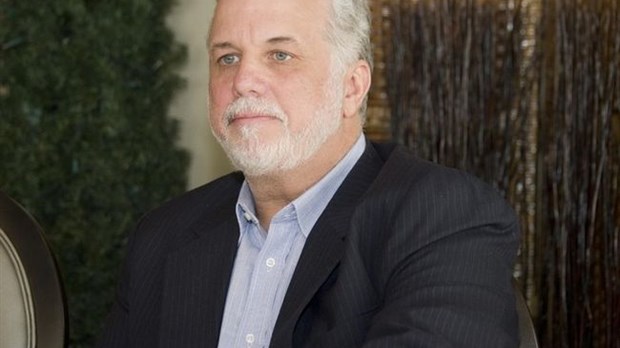 Philippe Couillard s’arrête dans les Basses-Laurentides