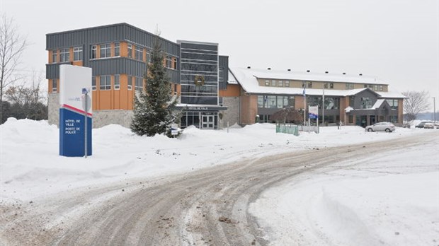 Budget 2014: Mirabel gèle les taxes