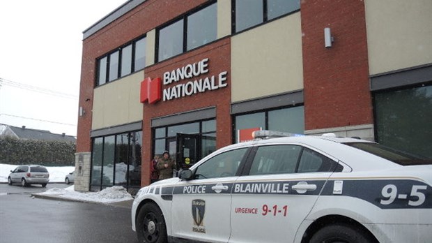 Le suspect a pris la fuite à pied