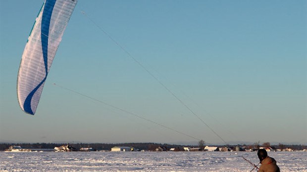 Le snowkite fait des adeptes