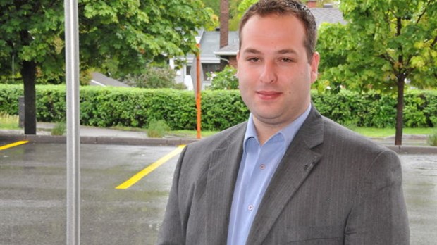 Un candidat veut le siège de Patrick Thifault