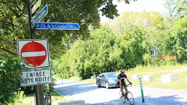 Des citoyens veulent que la Ville recule