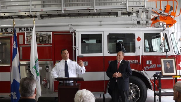 Sainte-Anne-des-Plaines inaugure sa nouvelle caserne 