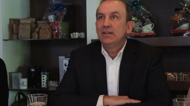 Contrats informatiques: le député de Groulx réclame une commission d'enquête