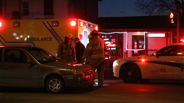 Accident à l'intersection Curé-Labelle et Charles