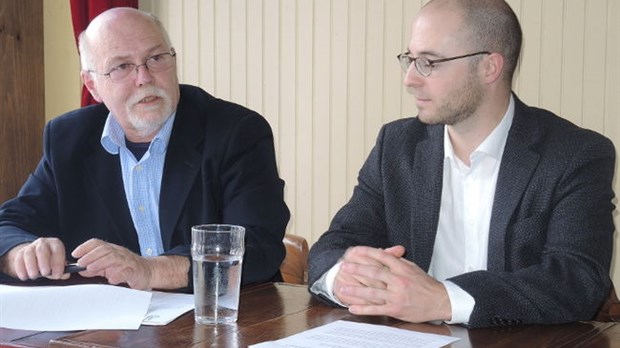 Option nationale milite dans les Basses-Laurentides