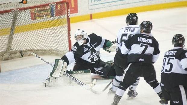 Les Olympiques coulent l'Armada