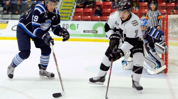 Hodhod et Strong prennent le chemin de Chicoutimi