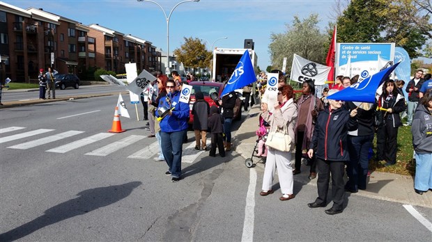 Grève des travailleurs du Front commun syndical des Laurentides le 26 octobre