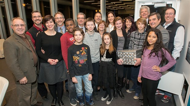 Blainville met sous scellé une capsule temporelle à la bibliothèque Paul-Mercier
