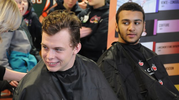 Les cheveux des joueurs valent 1940 $