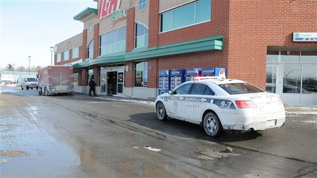 Deux employés de Garda agressés à la sortie du IGA de Blainville