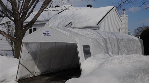 Des abris d'auto temporaires plus sécuritaires grâce à une nouvelle norme du BNQ