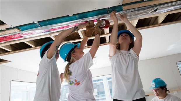 Habitat pour l'humanité souhaite impliquer les femmes