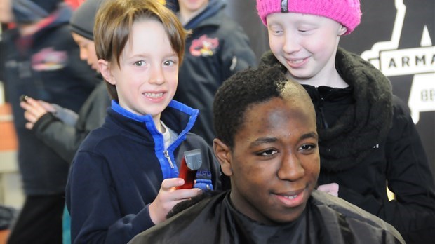 Lancement du 15e anniversaire du Défi têtes rasées Leucan 