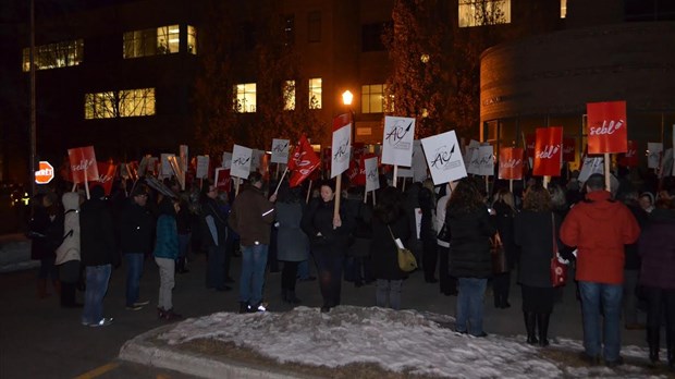 Le syndicat des professeurs appelé à mieux encadrer ses manifestations 