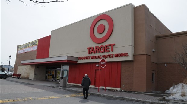115 000 pieds carrés à louer au cœur de Boisbriand