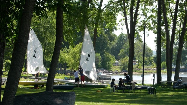 Les camps de jour sont ouverts