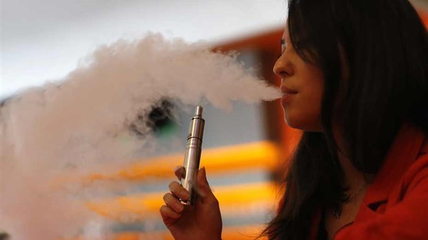 Rosemère interdit le vapotage dans ses édifices municipaux 