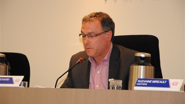 Mirabel s'inquiète pour le projet de gare