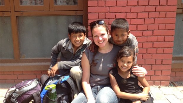 Deux résidents des Basses-Laurentides au coeur des débris