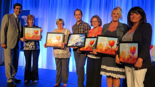 Des employés de Jean Coutu honorés par la compagnie lors d'un souper à Terrebonne
