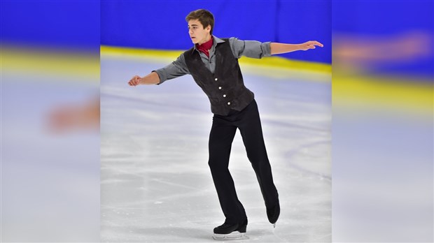 Le patineur artistique Nicolas Nadeau de Boisbriand reçoit une bourse de 2 000 $