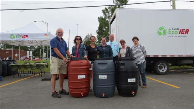 Fonds Éco IGA: près de 1 500 barils distribués dans les Laurentides en 2015
