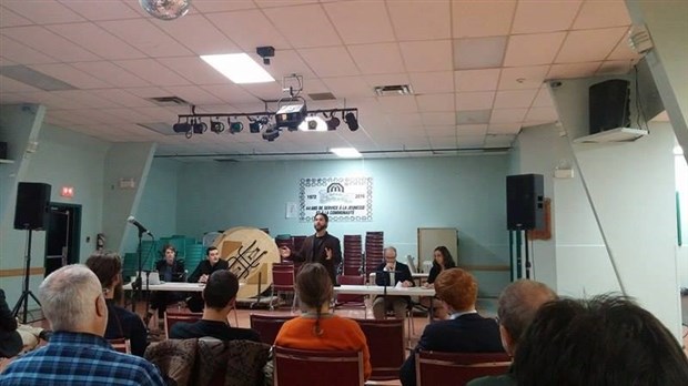 Simon Marcil consulte les citoyens de la circonscription de Mirabel