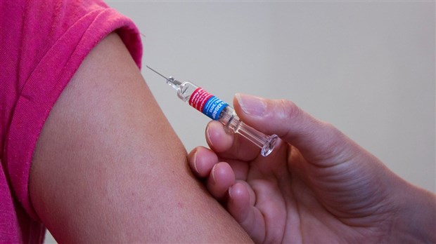 Restez loin de la grippe. Faites-vous vacciner! 