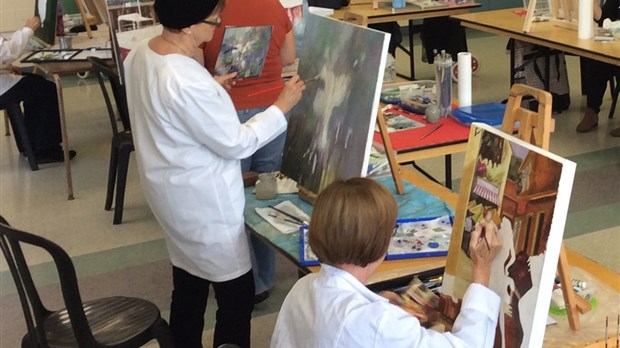 Les apprentis de l’artiste Denis Beaudet exposent à la bibliothèque de Saint-Colomban