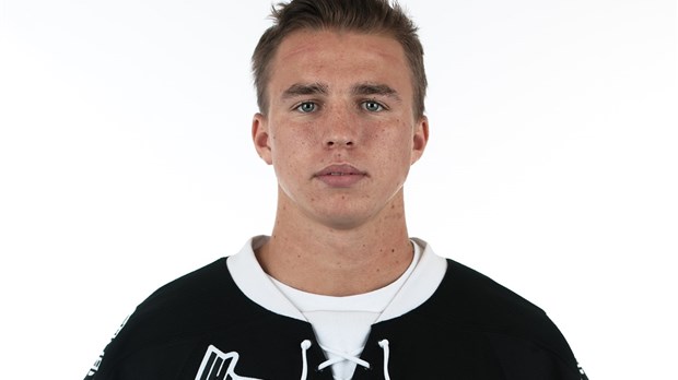 Myers joue les héros pour les Huskies