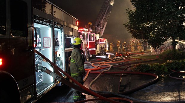 Deux résidences de Blainville sont la proie des flammes