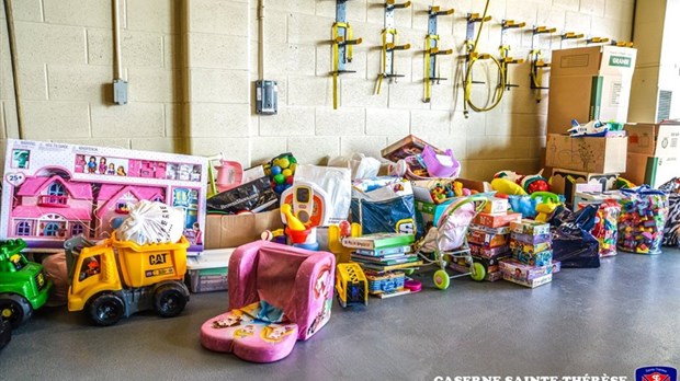 Les pompiers de Sainte-Thérèse  vous invitent à leur collecte de jouets annuelle