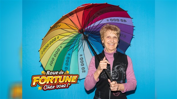Une Eustachoise remporte 25 000 $ à la loterie « Roue de fortune chez vous! »
