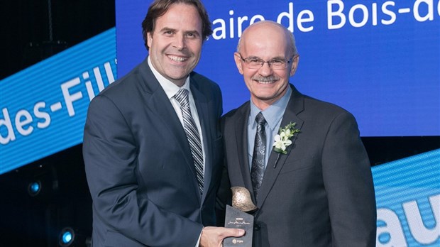 Paul Larocque, récipiendaire du prestigieux prix Jean-Marie-Moreau de la Fédération Québécoise des Municipalités