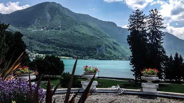 Une expérience de travail en France offerte aux Thérésiens! 