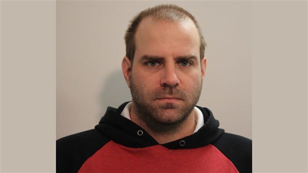 Arrestation relativement à une série d’actions à caractère sexuel