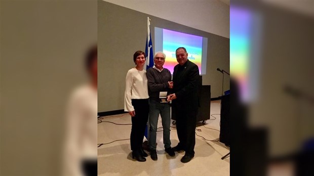 La médaille de l’Assemblée nationale pour Marc Desjardins